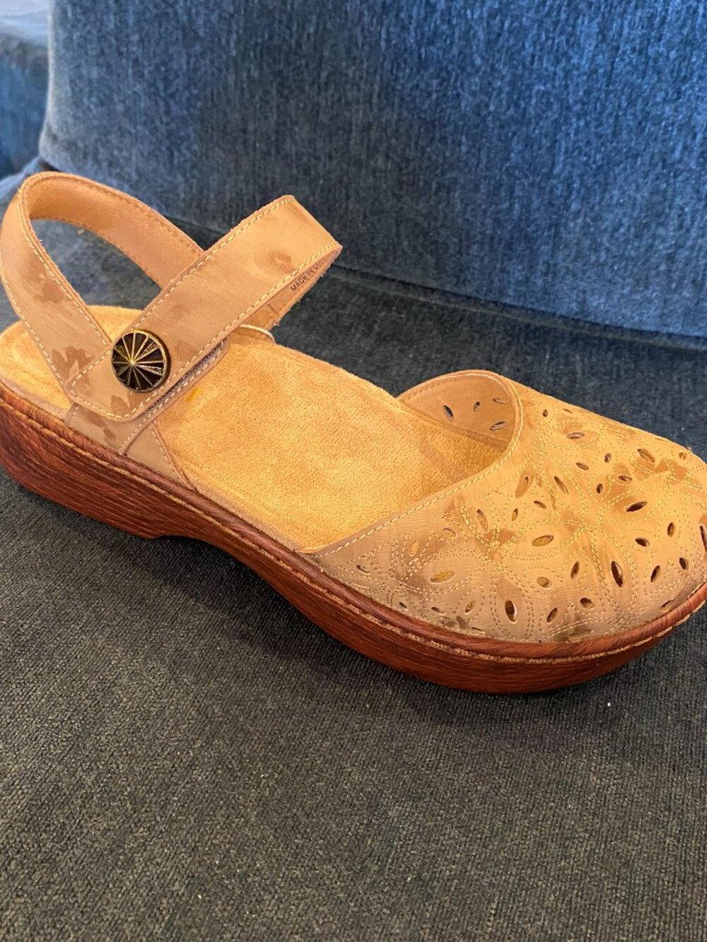 Alegria - Opal Tan Breeze - Multiple Sizes (NEW W/ BOX)